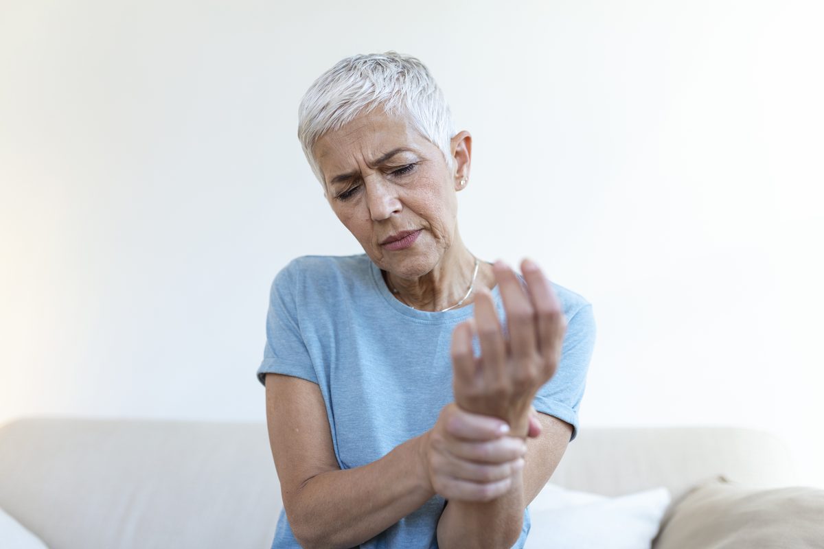 Chinese acupuncture treatment for osteoarthritis and hand arthritis pain relief in Boca Raton, Florida